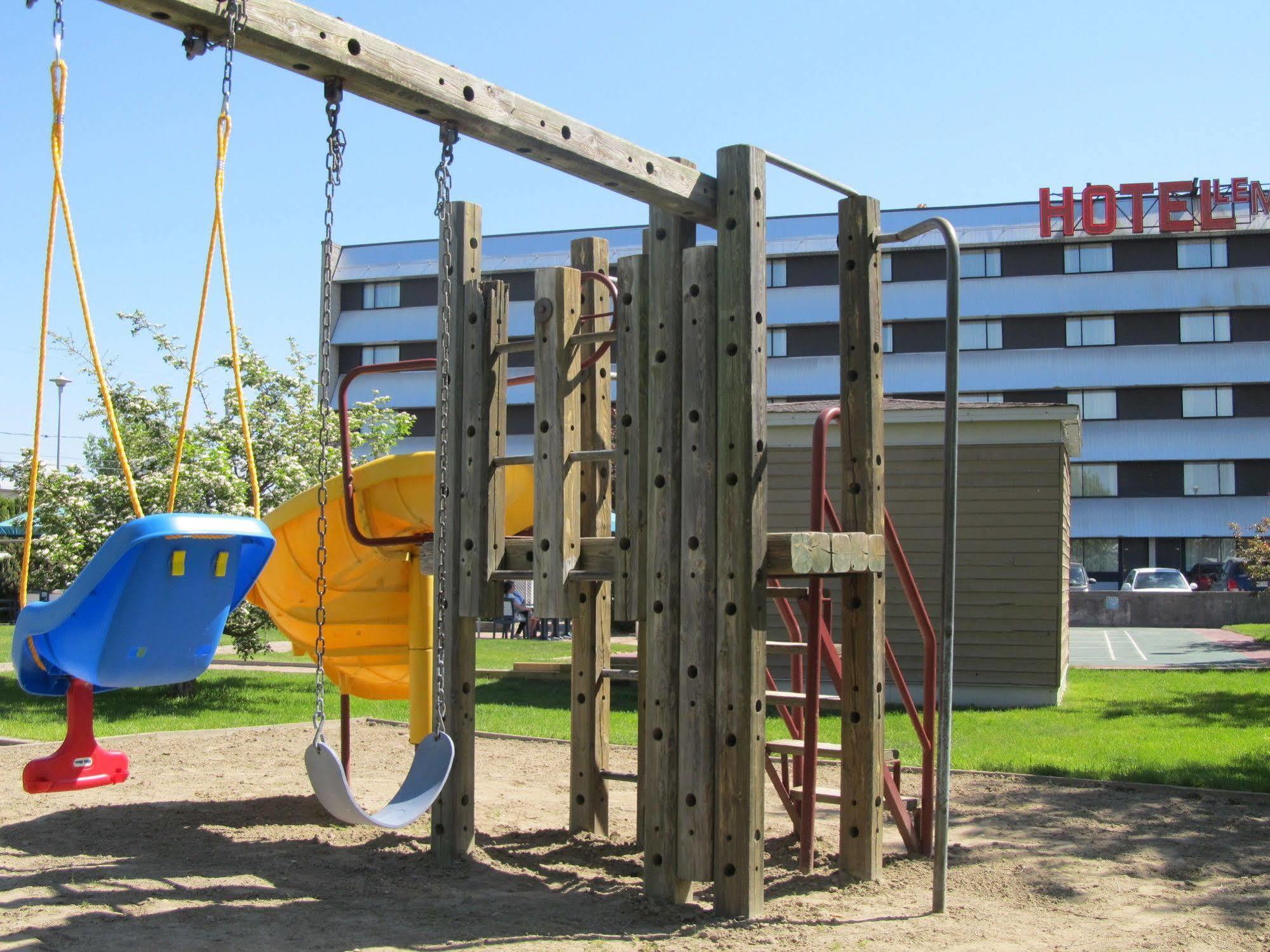 Hotel Le Montagnais Chicoutimi المظهر الخارجي الصورة